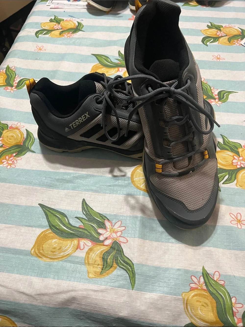 adidas Gray and Black Men's Trail-Style Sneakers with Yellow Accents